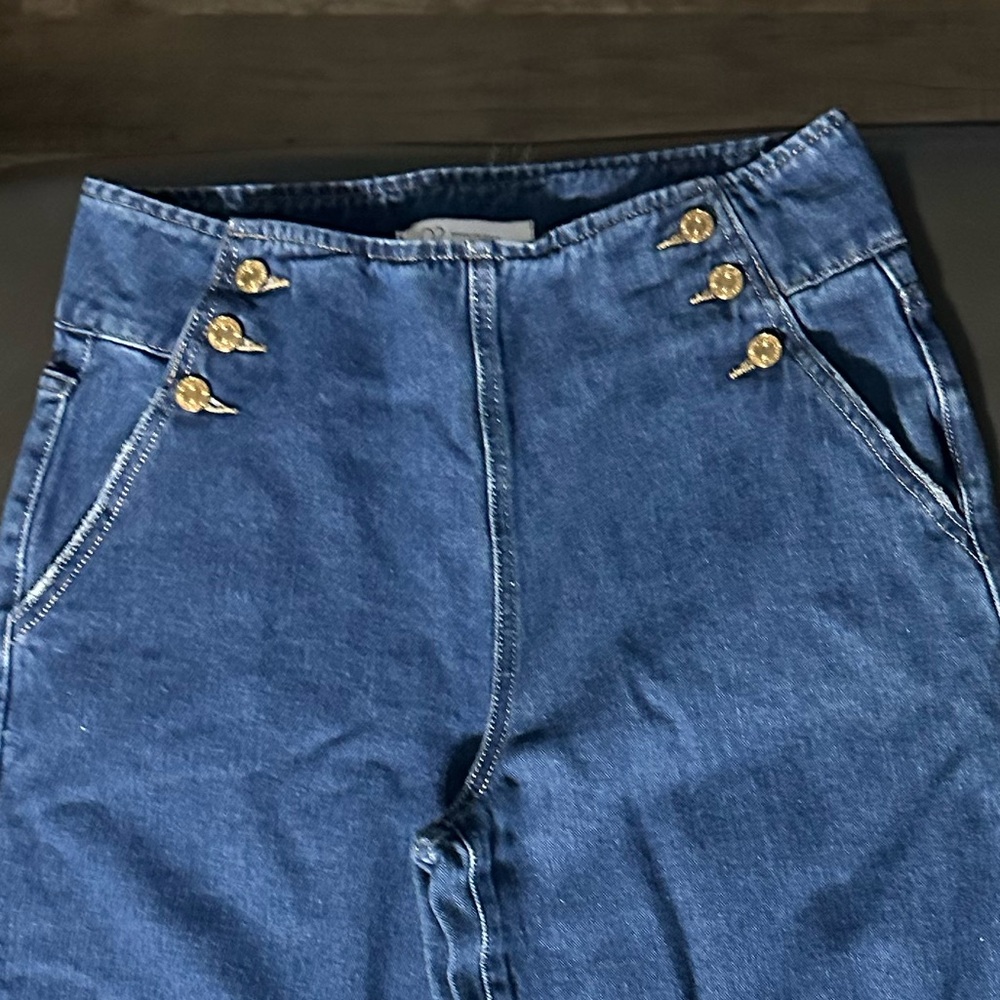 Classic High-Waist Wide-Leg Women’s Jeans - Blue